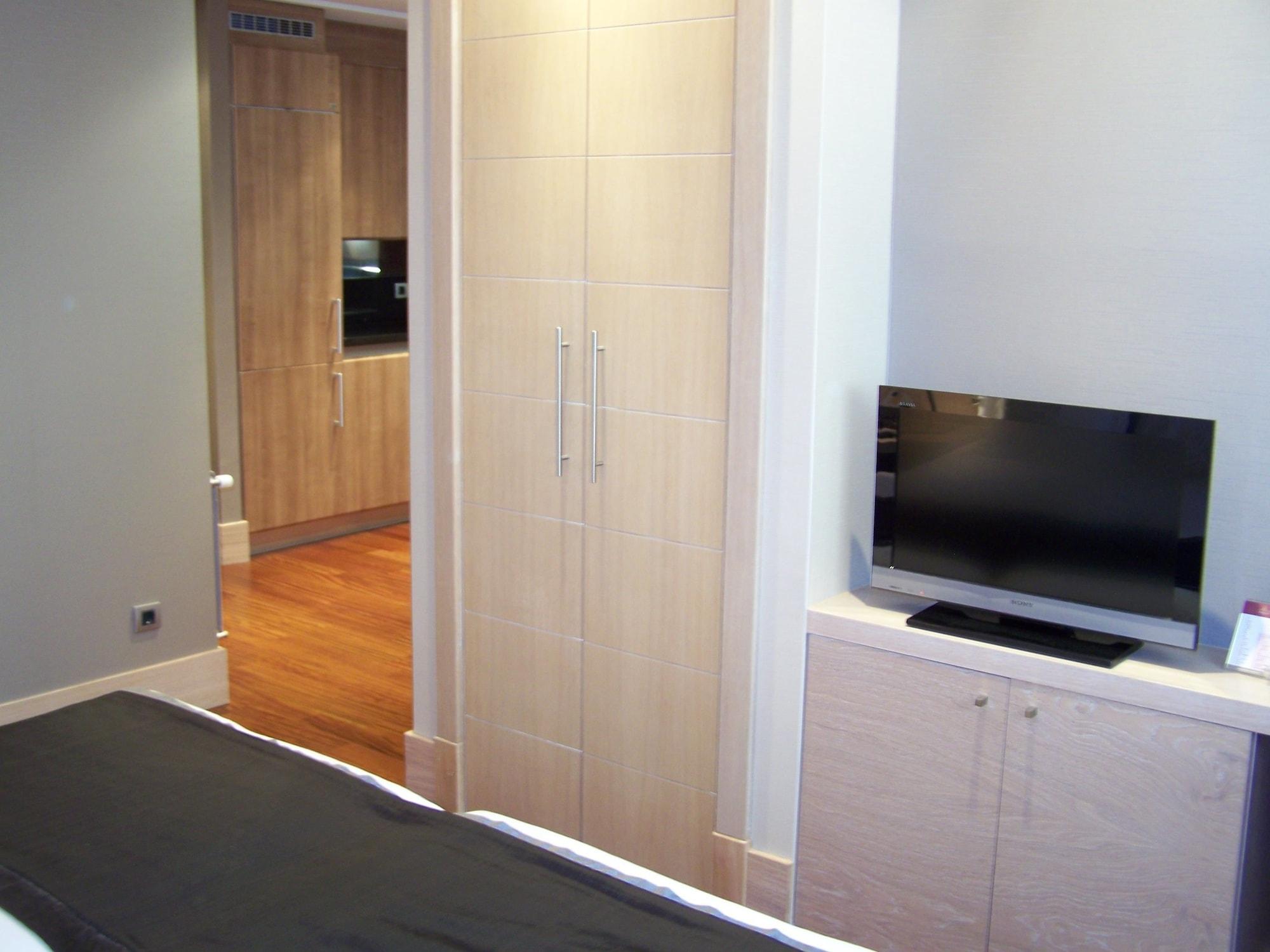 Washington Parquesol Suites & Hotel Valladolid Buitenkant foto