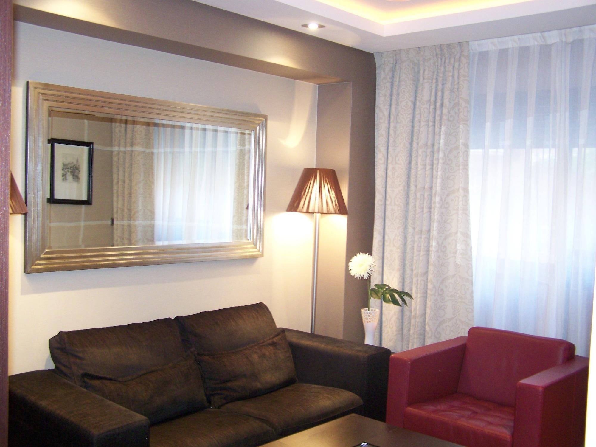 Washington Parquesol Suites & Hotel Valladolid Buitenkant foto