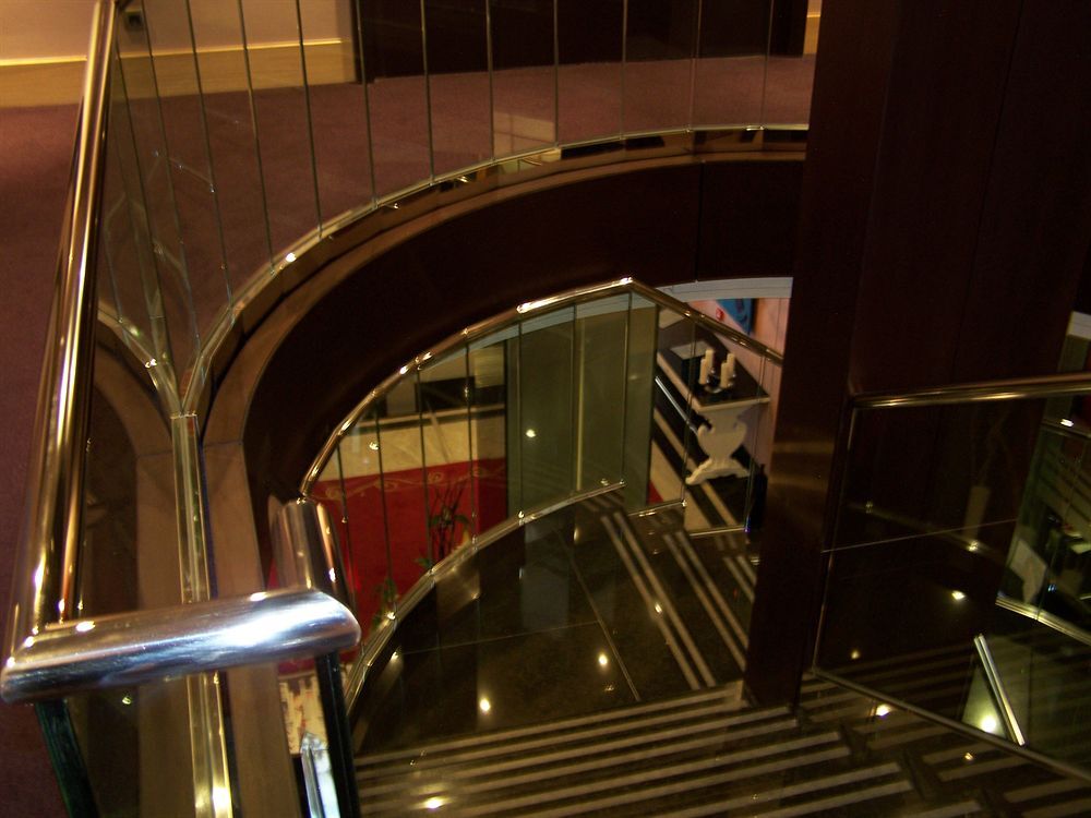 Washington Parquesol Suites & Hotel Valladolid Buitenkant foto